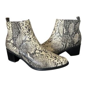 Blondo Elvina Leather Snakeskin Print Waterproof Block Heel Ankle Boot Bootie